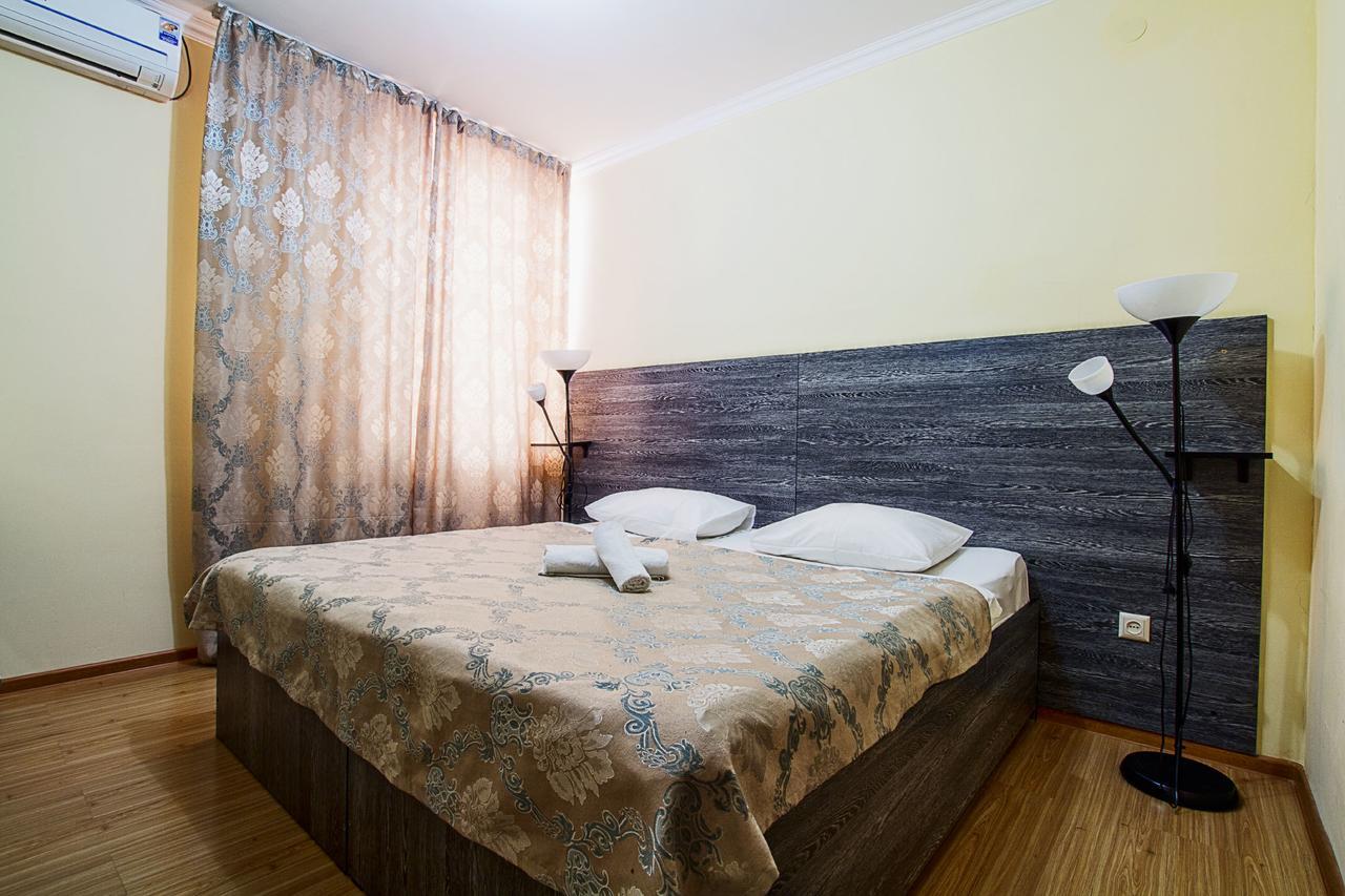 Bereket Hotel Astana Exterior foto